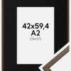 Ramme Edsbyn Valnød 42x59,4 cm (A2) - Passepartout Sort 25x38 cm