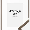 Ramme Edsbyn Valnød 42x59,4 cm (A2) - Passepartout Hvid 25x38 cm