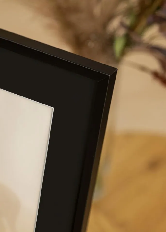 Ramme E-Line Sort 50x70 cm - Passepartout Sort 42x59,4 cm (A2)