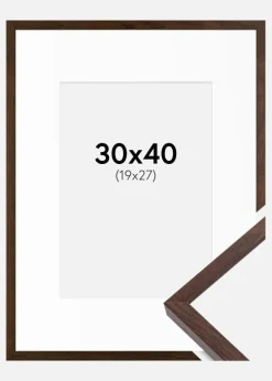 Ramme E-Line Valnød 30x40 cm - Passepartout Hvid 20x28 cm