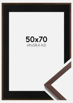 Ramme E-Line Valnød 50x70 cm - Passepartout Sort 42x59,4 cm (A2)