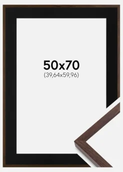 Ramme E-Line Valnød 50x70 cm - Passepartout Sort 16x24 inches
