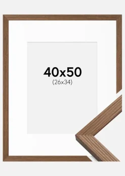 Ramme Fiorito Mørk Eg 40x50 cm - Passepartout Hvid 27x35 cm