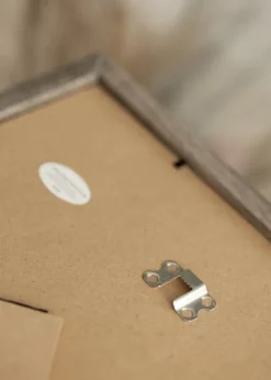 Ramme Fiorito Valnød 40x60 cm - Passepartout Sort 30x50 cm