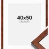 Ramme Hermes valnød 40x50 cm - Passepartout Hvid 31,5x40 cm