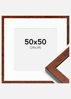 Ramme Hermes valnød 50x50 cm - Passepartout Hvid 35x35 cm