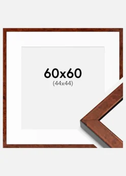 Ramme Hermes valnød 60x60 cm - Passepartout Hvid 45x45 cm