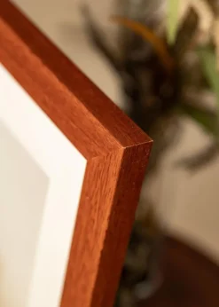 Ramme Juno Kirsebær 60x70 cm - Passepartout Hvid 50x61 cm