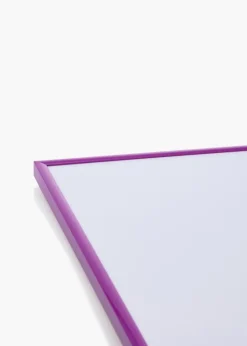 Ramme New Lifestyle Fuchsia 70x100 cm - Passepartout Hvid 61x91,5 cm