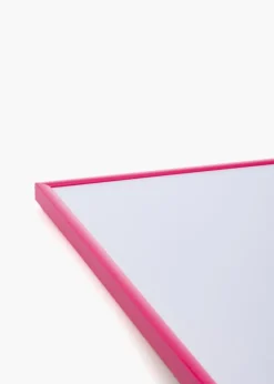 Ramme New Lifestyle Hot Pink 70x100 cm - Passepartout Hvid 62x85 cm