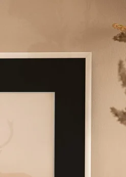 Ramme New Lifestyle Hvid 40x60 cm - Passepartout Sort 25x50 cm