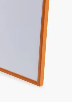 Ramme New Lifestyle Lys Orange 70x100 cm - Passepartout Sort 61x91,5 cm