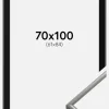Ramme New Lifestyle Lysegrå 70x100 cm - Passepartout Sort 62x85 cm