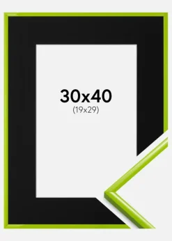 Ramme New Lifestyle May Green 30x40 cm - Passepartout Sort 20x30 cm