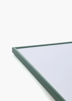 Ramme New Lifestyle Moss Green 70x100 cm - Passepartout Hvid 61x91,5 cm