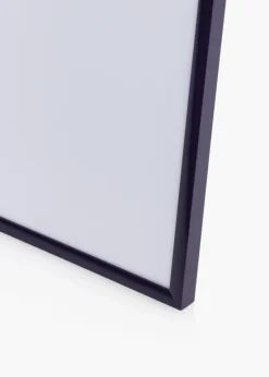 Ramme New Lifestyle Mørkelilla 70x100 cm - Passepartout Sort 62x93 cm