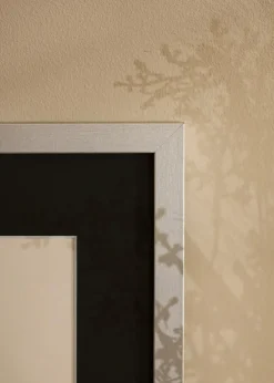 Ramme Selection Sølv 40x50 cm - Passepartout Sort 27,5x37 cm