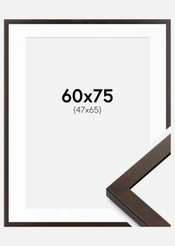 Ramme Selection Valnød 60x75 cm - Passepartout Hvid 48x66 cm