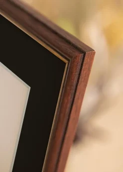 Ramme Siljan Brun 60x60 cm - Passepartout Sort 50x50 cm