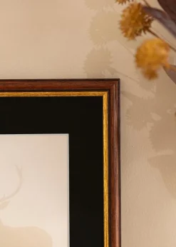 Ramme Siljan Brun 30x40 cm - Passepartout Sort 21x30 cm