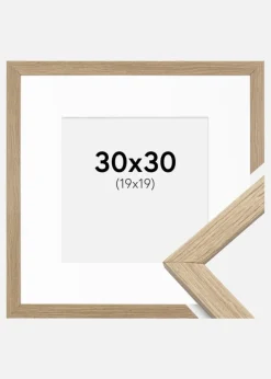 Ramme Stilren Eg 30x30 cm - Passepartout Hvid 20x20 cm