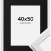 Ramme Stilren Hvid 40x50 cm - Passepartout Sort 27,5x37 cm