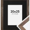 Ramme Stilren Valnød 20x25 cm - Passepartout Sort 5x7 inches (12,7x17,8 cm)