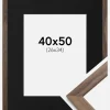 Ramme Stilren Valnød 40x50 cm - Passepartout Sort 27x35 cm