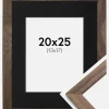 Ramme Stilren Valnød 20x25 cm - Passepartout Sort 14x18 cm