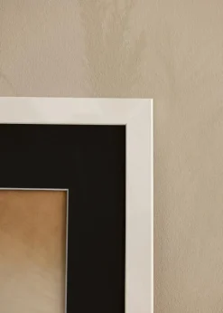 Ramme Trendline Hvid 70x70 cm - Passepartout Sort 60x60 cm