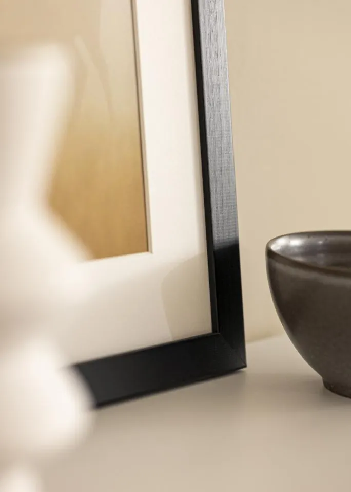 Ramme Trendline Sort 60x70 cm - Passepartout Hvid 20x24 inches