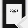 Ramme Trendy Hvid 20x25 cm - Passepartout Sort 14x18 cm