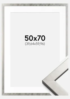 Ramme Uppsala Sølv 50x70 cm - Passepartout Hvid 16x24 inches
