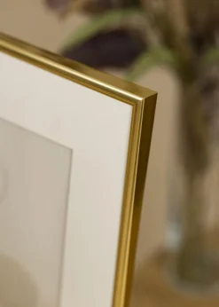 Ramme Victoria Guld 30x40 cm - Passepartout Hvid 8x12 inches