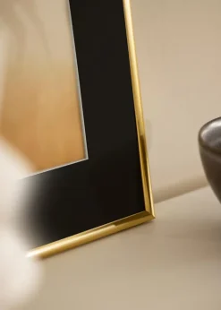 Ramme Victoria Guld 70x100 cm - Passepartout Sort 62x93 cm