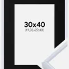 Ramme Victoria Hvid 30x40 cm - Passepartout Sort 8x12 inches