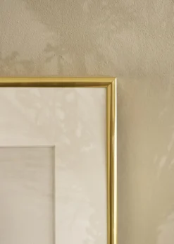 Ramme Visby Blank Guld 50x70 cm - Passepartout Hvid 40x60 cm