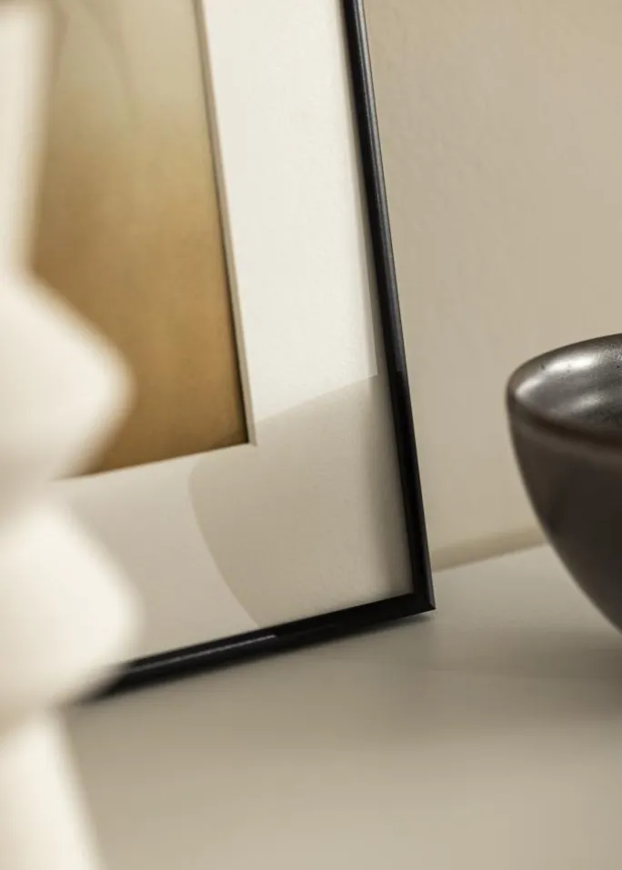 Ramme Visby Sort 30x40 cm - Passepartout Hvid 21x29,7 cm (A4)