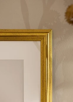 Ramme Västkusten Guld 30x80 cm - Passepartout Hvid 20x70 cm