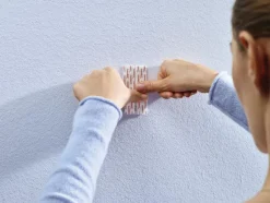 Tesa - Justerbare selvhæftende søm til alle vægtyper (max. 2x2kg)