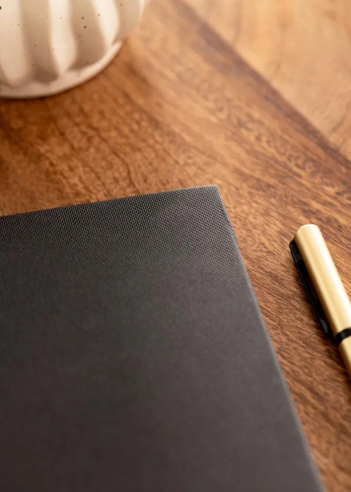 Wiro Album Sort - 30x30 cm (100 Sorte sider / 50 ark)